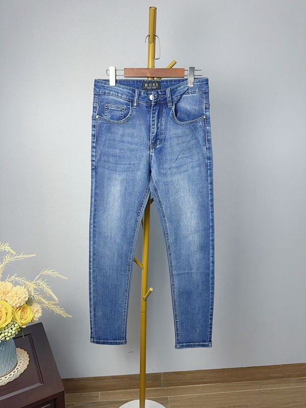 ブランドジーンズ側面デザイン